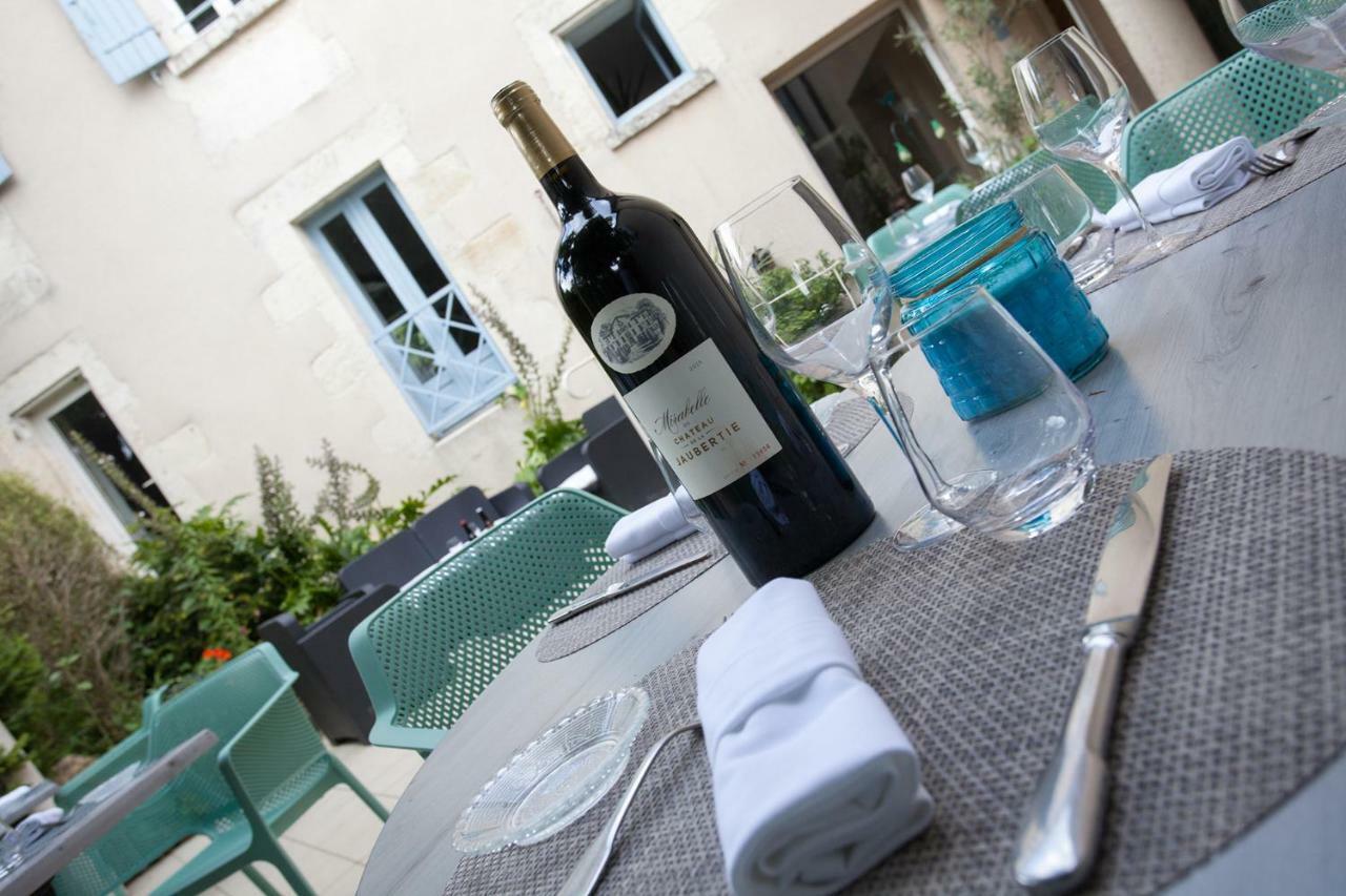 Le Lion D'or 3* Manzac-sur-Vern